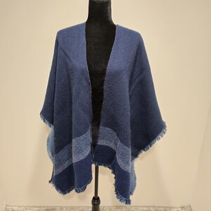 Woolrich Reversible Blanket Sweater Wrap Poncho Cardigan Blue Soft Warm Fall